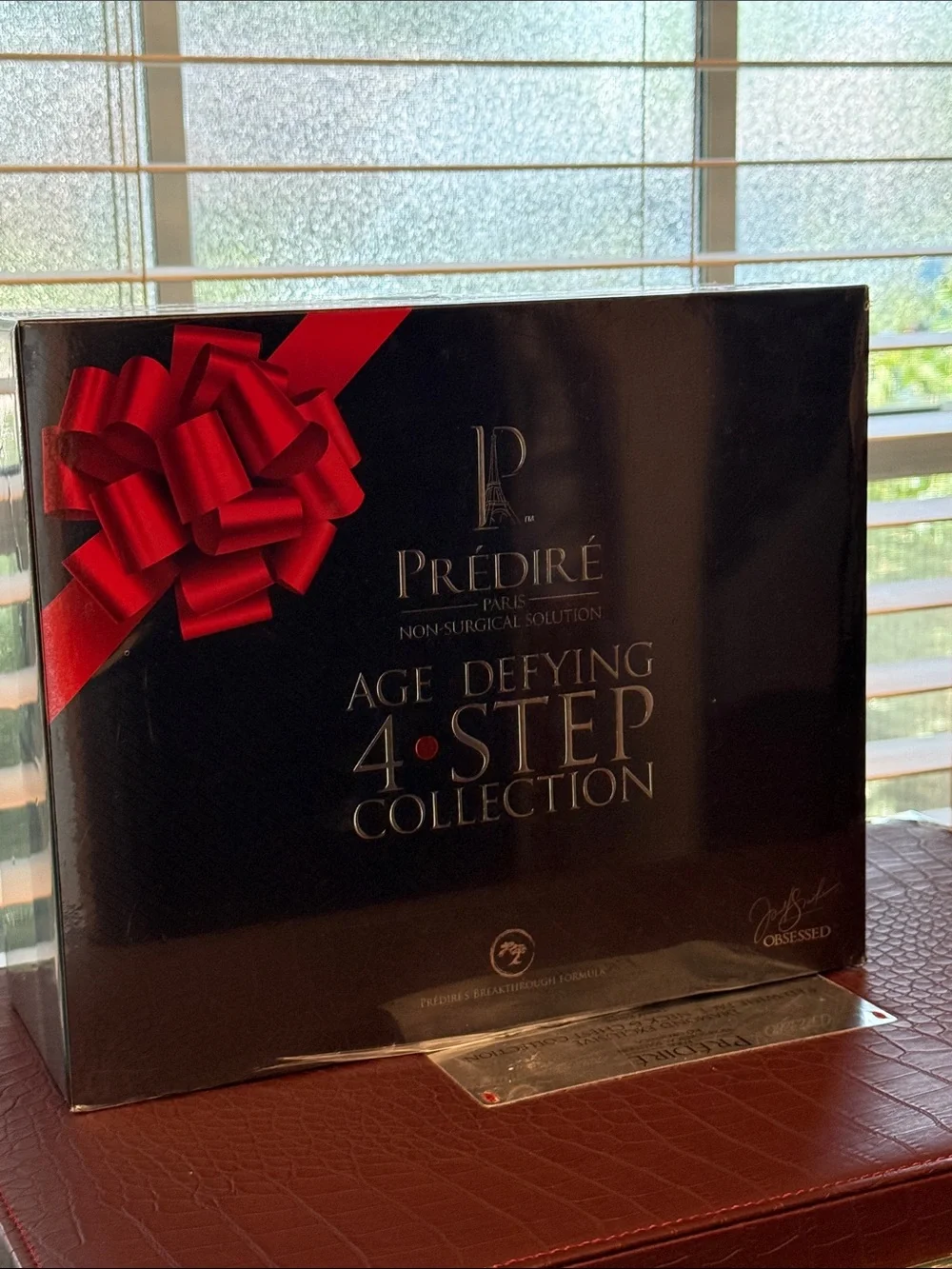 Prédiré Age Defying 4-Step Collection - Black with Red Accent
